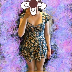 Urban Outfitters flower patterned romper size XS